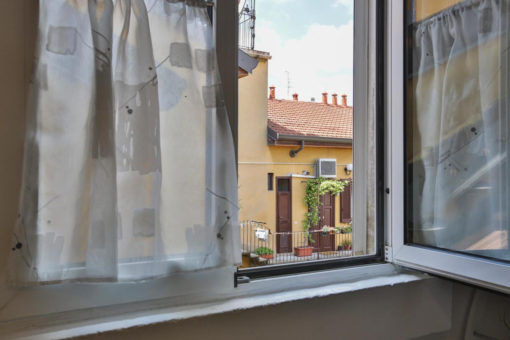 Commenda White Studio Milan Bagian luar foto