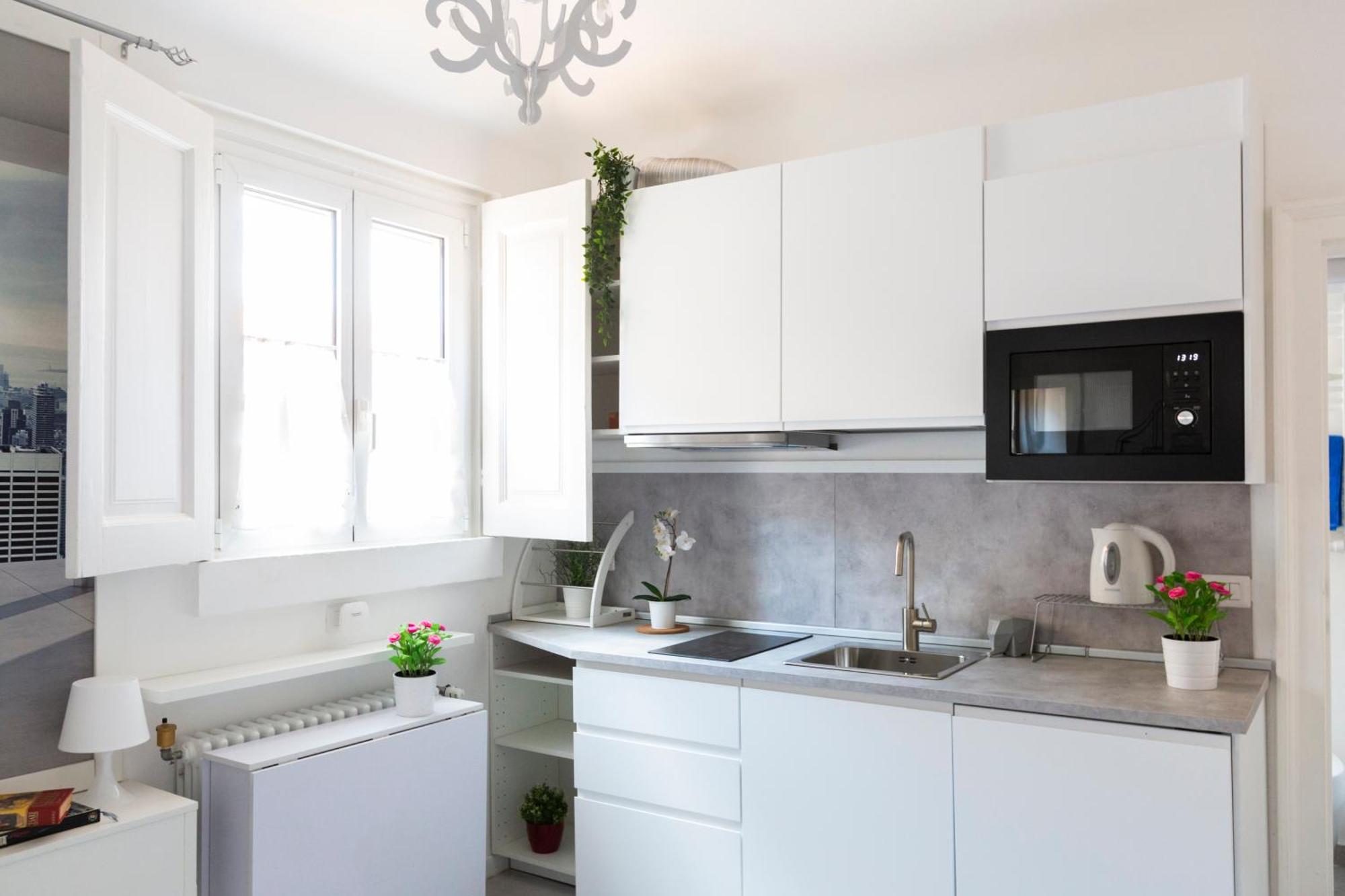 Commenda White Studio Milan Bagian luar foto