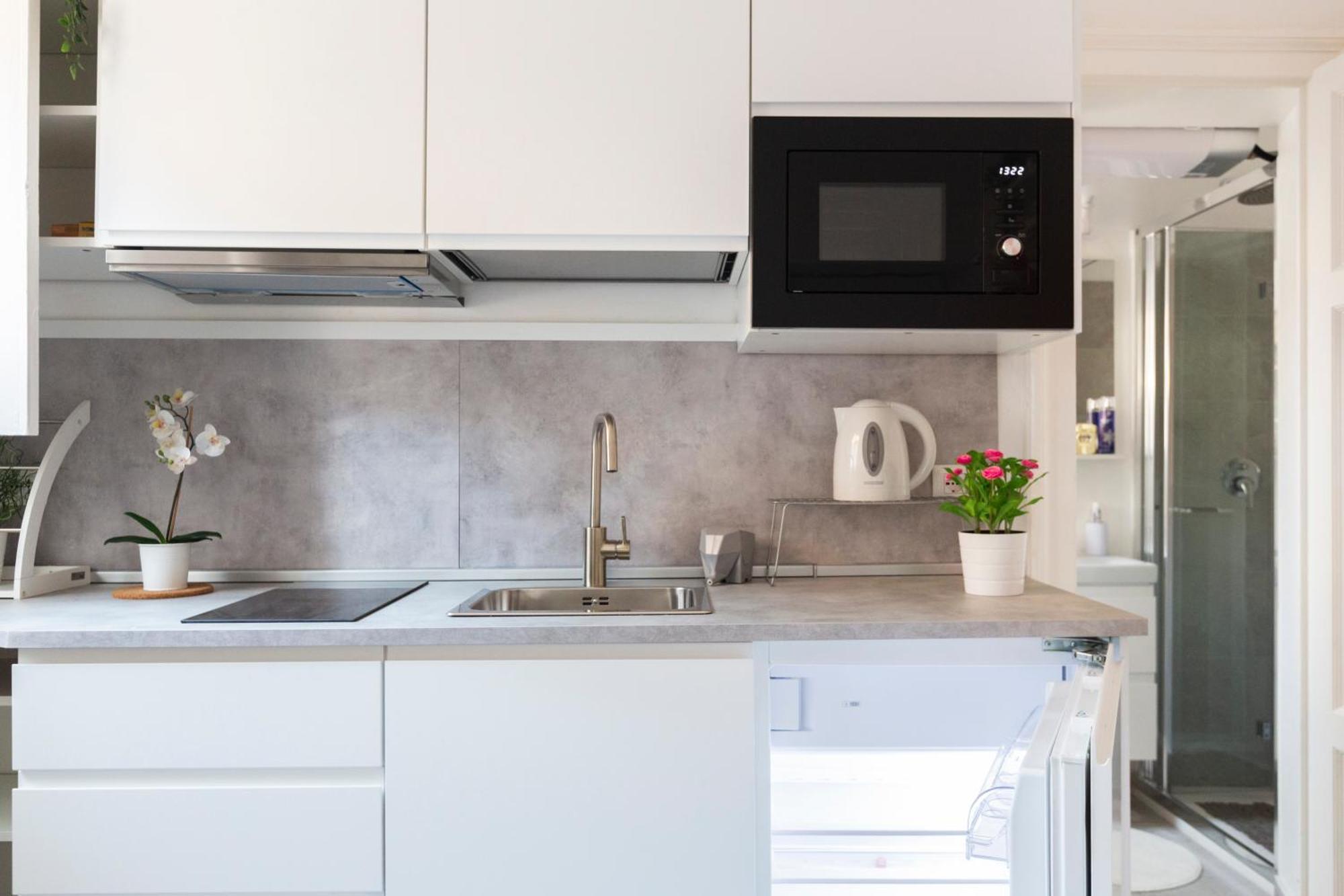 Commenda White Studio Milan Bagian luar foto