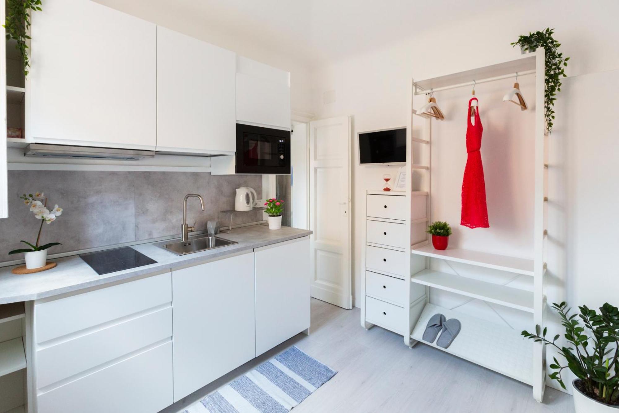 Commenda White Studio Milan Bagian luar foto