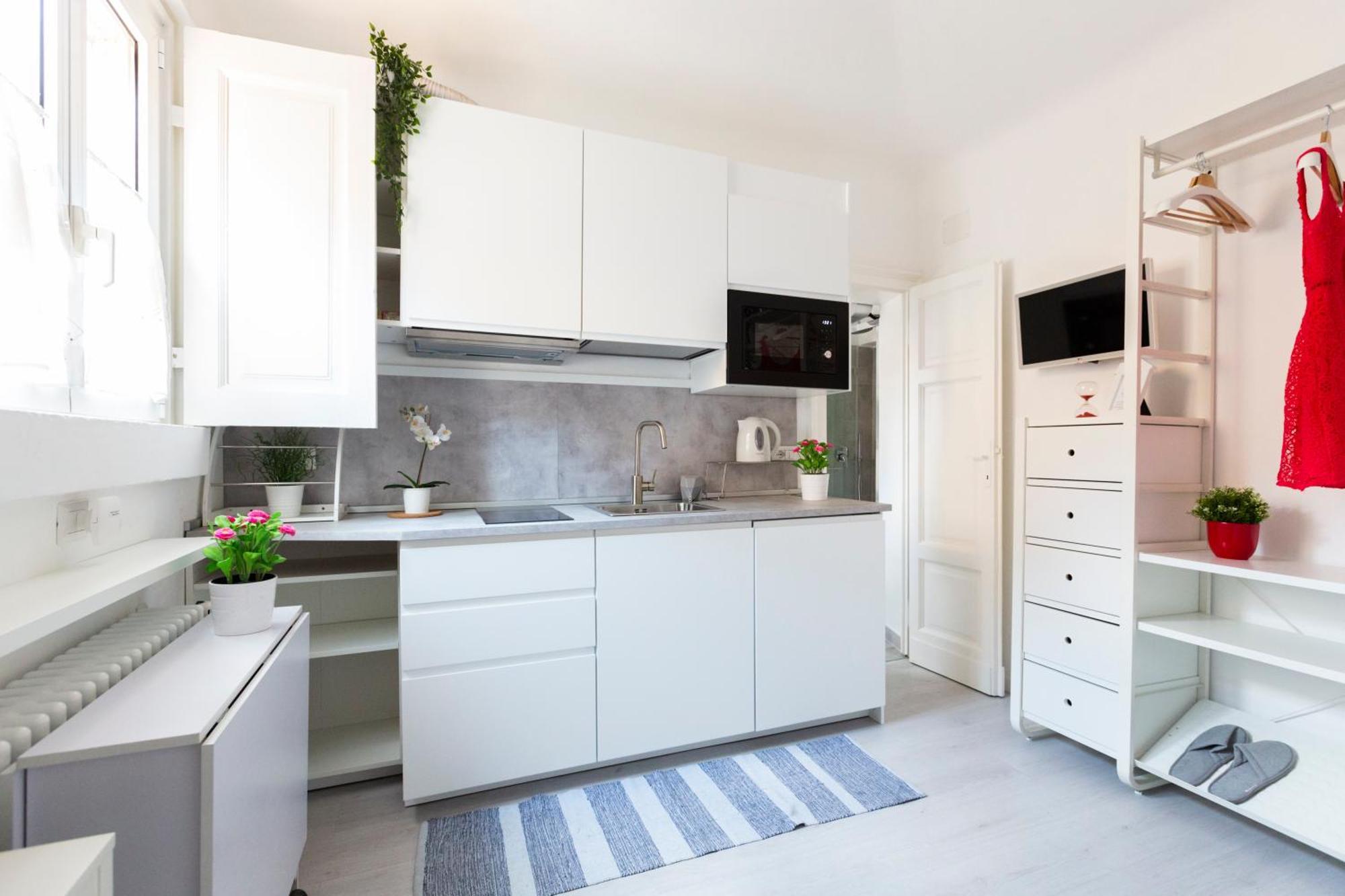 Commenda White Studio Milan Bagian luar foto