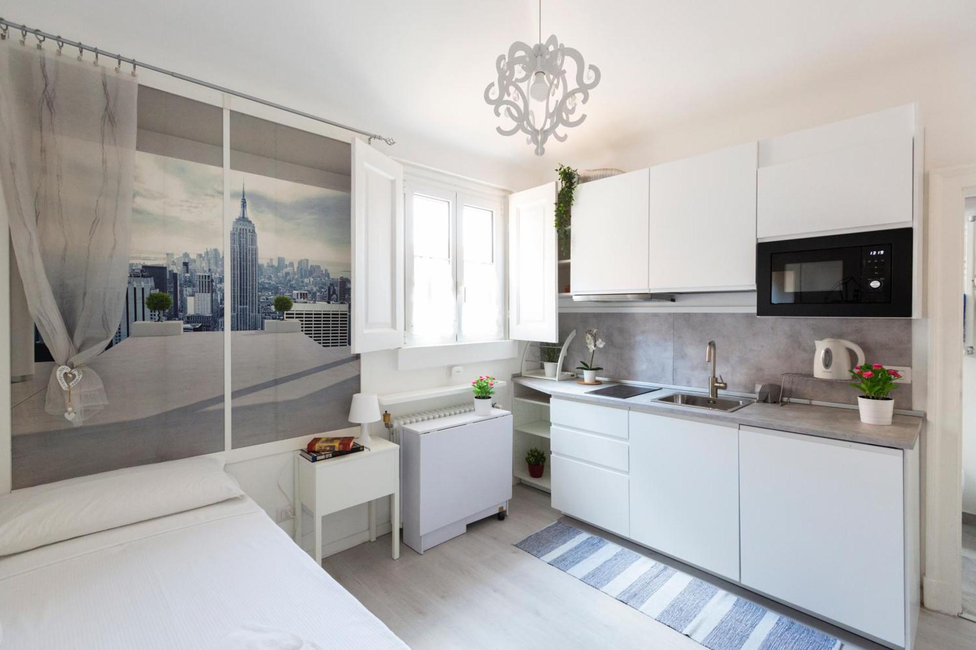 Commenda White Studio Milan Bagian luar foto